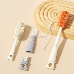 ชุดแปรงทำความสะอาดอเนกประสงค์ 4-in-1 แบบพกพา สำหรับหลอด แก้วกาแฟ และขวดนม ทำความสะอาดซอกซอนได้ - Product Image 4