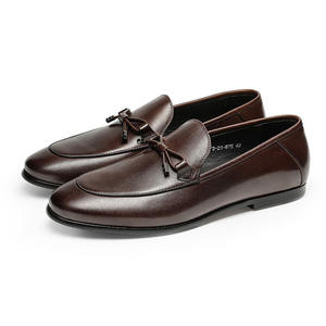 L'usine fournit des chaussures en cuir pour hommes en cuir de vache véritable, fabriquées à la main, confortables, décontractées, pour le travail, chaussures en cuir personnalisées. - Product Image 6