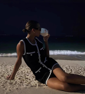 Vestido de punto informal elegante y sexy con botón de perla Chaleco sin mangas Falda corta Pequeño estilo fragante Skinny Fit - Product Image 5