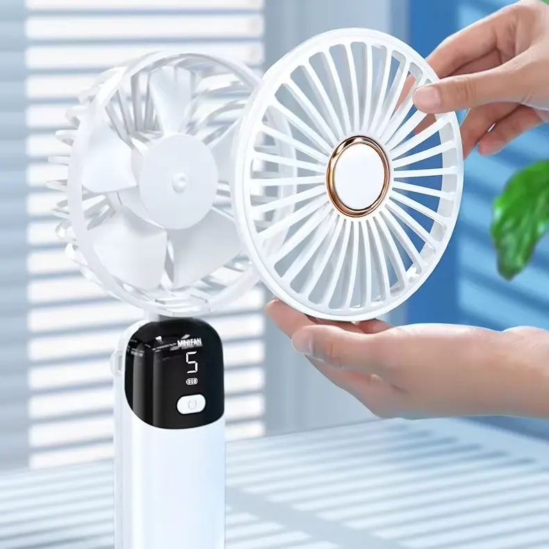 Ventilateur De Voiture 3 Têtes Rotatif 360° - Alimentation USB 5V, 2 Vitesses | Pour Sièges Avant/arrière, Bébé, Animaux