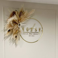 Signe d'affaires rétro-éclairé en acrylique 3D, signe de logo de salon, signe acrylique, signe rétro-éclairé en acrylique, signe rétro-éclairé de logo 3D