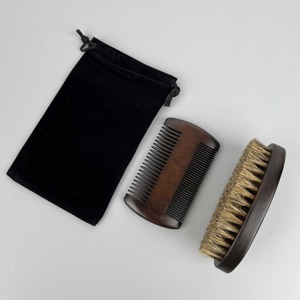 <span class=keywords><strong>Kit</strong></span> <span class=keywords><strong>de</strong></span> toilettage professionnel <span class=keywords><strong>pour</strong></span> barbe, ensemble <span class=keywords><strong>de</strong></span> brosse et <span class=keywords><strong>de</strong></span> peigne <span class=keywords><strong>pour</strong></span> barbe <span class=keywords><strong>pour</strong></span> <span class=keywords><strong>homme</strong></span>, brosse à raser en poils <span class=keywords><strong>de</strong></span> sanglier, ensemble <span class=keywords><strong>de</strong></span> peigne pratique avec sac inclus - Product Image 4