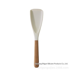 Multi-function Japanese Style Silicone <strong>Spatula</strong> with Beechwood Silicone Handles Anti-Slip High Temperature Resistant Kitchen Tool - Product Image 5