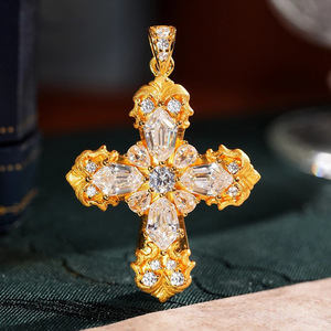 Collier pendentif papillon en argent sterling 925 tendance et nouveau, plaqué or 18 carats, zircon coloré, certifié pour la fête des mères - Product Image 1