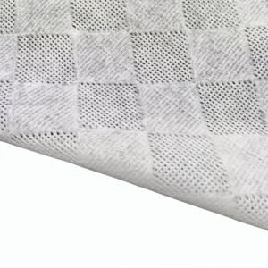 Bon matériau de tissu humide Spunlace tissu non tissé 10 Viscose 90 Polyester Spunlace rouleau de tissu non tissé - Product Image 3