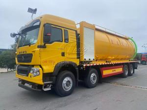 Camion de transfert de boues et eaux usées Euro2-Euro6 Sinotruk 8x4 33000L, camion de pompage à jet, système à double pompe, conduite à gauche (LHD) et conduite à droite (RHD) - Product Image 2