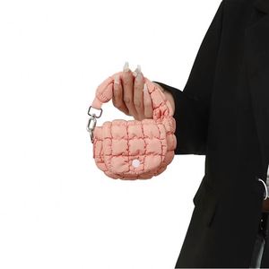 Nuevo Bolso Tote Pequeño con Pliegues, Estilo Nube, Acolchado, de Nailon, Monedero, Mini Bolso de Mano para Mujer - Product Image 1