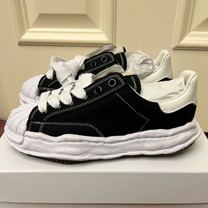 Zapatos Casuales para Hombre Maison MIHARA YASUHIRO MMY, Modelo Original 2026 del Diseñador Mason Peterson OG, de Lona Negra - Product Image 2
