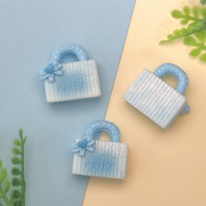 Nuevo lindo 100 unids/lote surtido colorido Bowknot cesta bolso <span class=keywords><strong>de</strong></span> mano adornos figuritas para llavero DIY decoración artesanal - Product Image 2