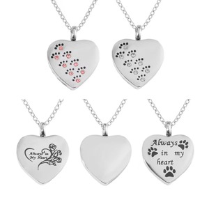 Collier urne étanche en acier inoxydable 316L avec empreinte de patte de chien et cœur en cristal pour cendres, bijou commémoratif pour chien - Product Image 1