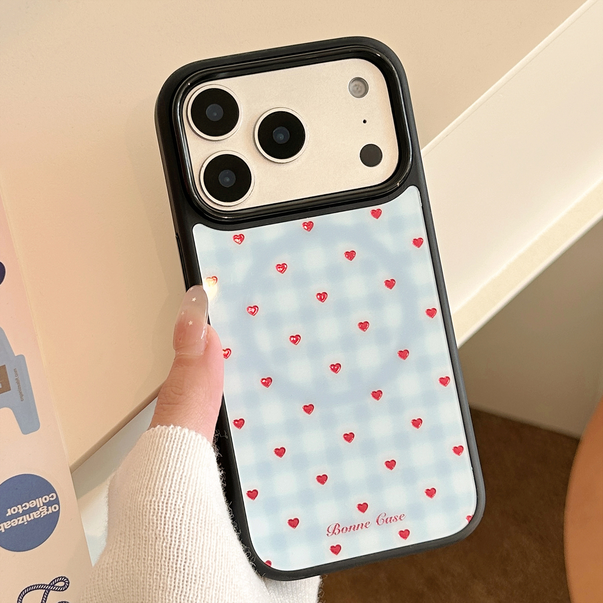 Black magnetic, gilt red heart, blue plaid