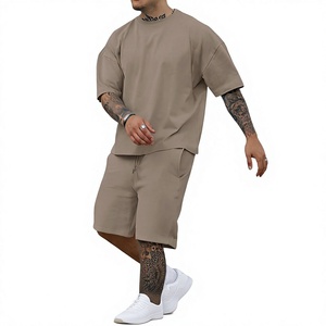 Ensemble de sport pour homme à séchage rapide, t-shirt col rond et short, extensible dans 4 directions, tenue de sport respirante pour la course à pied - Product Image 3