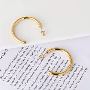 ต่างหูห่วงสแตนเลสสตีลชุบทอง 18K ขายส่ง - Product Image 6