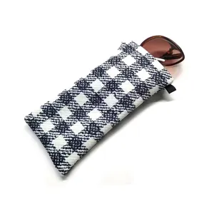 Portable checkered design print soft squeeze top glasses pouch eyewear pouch sunglass bag