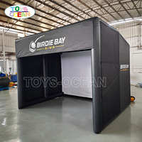 Boîtier de simulateur de golf gonflable mobile de luxe personnalisé avec support de projecteur et pompe à air