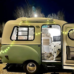 Remorques de voyage mobiles personnalisées en plein air Caravan House RV Campeurs avec équipement moderne - Product Image 4