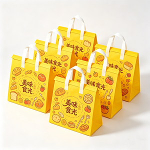 Sac isotherme personnalisé en non-tissé avec feuille d'aluminium, réutilisable, pour le transport de repas chauds/froids, idéal pour les livraisons et les voyages - Product Image 1