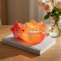 Diffuseur d'arômes artistique en forme de renard, lampe aromatique moderne en résine avec LED et prise USB, veilleuse décorative animale peinte à la main