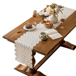 Nappes <span class=keywords><strong>de</strong></span> <span class=keywords><strong>table</strong></span> en coton tissé <span class=keywords><strong>de</strong></span> 13 x 106 pouces, <span class=keywords><strong>dentelle</strong></span> crochetée bohème, chemins <span class=keywords><strong>de</strong></span> <span class=keywords><strong>table</strong></span> avec pompons pour <span class=keywords><strong>table</strong></span> à manger à domicile - Product Image 1