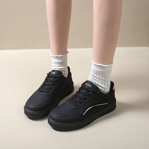 Baskets plateforme minimalistes blanches et noires pour femmes, respirantes, à lacets, pour le quotidien et le streetwear - Product Image 4