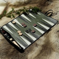 Kleine Mindestbestellmenge Maßgefertigte PU-Leder Logo Reise-Roll-Up-Backgammon-Spiele