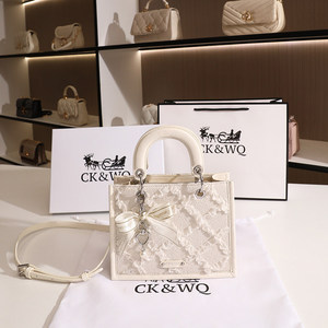 Sac à bandoulière matelassé blanc à volants pour <span class=keywords><strong>femme</strong></span>, style mini, nouvelle collection 2026 - Product Image 2