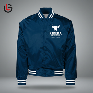 เสื้อแจ็คเก็ตบอมเบอร์คอตั้งผ้าซาตินโพลีเอสเตอร์ 100% สีน้ำเงิน คุณภาพสูง ขายดี พร้อมปักโลโก้ตามสั่ง สำหรับผู้ชายและผู้หญิง ฤดูหนาว GLOBAL LEATHER - Product Image 3