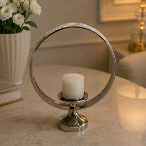 Candelabro Moderno de Plata de Lujo para una Decoración Elegante del Hogar, Portavelas Premium de Madreperla para Decoración de Sala de Estar - Product Image 1