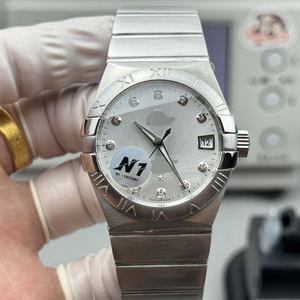 Nouveaux produits : Montre mécanique de plongée pour homme, style célébrité personnalisé, avec réserve de marche lumineuse discrète, en métal tendance - Product Image 1