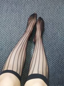 הסיטונאי מותאם אישית עשוי נשים ניילון זגוגית הברך סקסי רשת גבוהה שחור רשת דייגים גרביים דק שקוף גרביים - Product Image 4