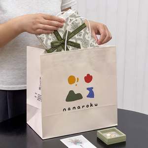 Bolsas de Papel Kraft Gruesas Blancas para Regalos, Compras y Ropa, Bolsas de Papel Kraft Personalizadas con Asas, Venta al Por Mayor - Product Image 4