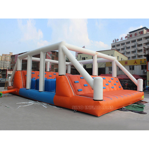 Corsa ad ostacoli gonfiabile dell'equilibrio degli adulti del grado commerciale all'aperto Hit N Run fatta del telone resistente del Pvc per la promozione - Product Image 1