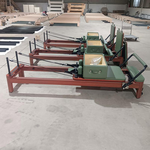 Lit de Pilates Reformer en bois d'érable, de chêne et de hêtre, magnifique, exquis, durable, portable et réglable, pour studio de Pilates et bien-être - Product Image 2