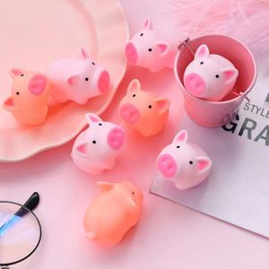 ของเล่นบีบแก้เครียดสีชมพูน่ารักแบบมีเสียง - หมูบีบมีเสียงสำหรับความสนุกและผ่อนคลาย - Product Image 1