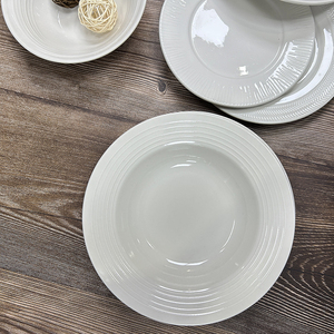 Bộ Đĩa Ăn Tối Bằng Gốm Thiết Kế Dập Nổi Chấm Bi Giá Bán Buôn Bộ Đĩa Ăn Tối Sang Trọng 7.5Inch - Product Image 2