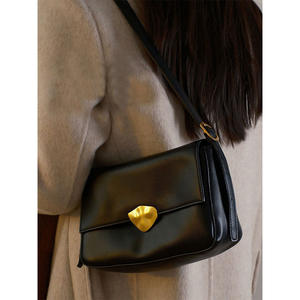 Fashionable Retro Style Women's <b>Small</b> Square Crossbody Shoulder <b>Bag</b> Soft Leather with <b>Zip</b> Closure for Spring Collection - Product Image 1