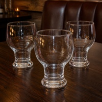 Verre à bière classique de 442 ml à large ouverture et base épaisse, verrerie commerciale pour brasseries, restaurants et services événementiels