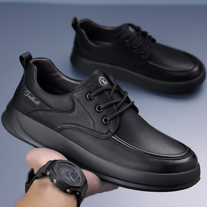 รองเท้าหนังลำลองผู้ชาย ส้นเตี้ย พื้นยาง ใส่สบาย สไตล์เดินเล่น ตกแต่งด้วยการเย็บสีดำ - Product Image 3