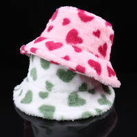 Chapeau Bob Femme en Fausse Fourrure Motif Cœur, Chaud et Doux pour l'Hiver, Style Y2K Mignon, Accessoire de Mode Confortable, Chapeau Bob Cœur OEM/ODM