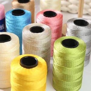 Fil Fin Direct Usine 100g Multicolore en Polyester et Acrylique Mélangés 1mm Haute Ténacité Durable pour Tricot et Crochet - Product Image 3