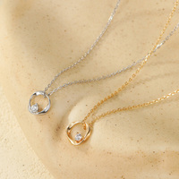 Collier minimaliste en argent sterling 925 avec pendentif en zircon en forme de boucle Möbius pour un usage quotidien