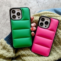 Mode Puffer Téléphone étui pour iphone 16 15 14 13 12 Pro 11 Pro Max X XS XR 8 7 Coloré Doudoune Mobile Couverture Arrière