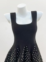 AIMEISI Nouvelle arrivée Robe élégante sans manches à col carré avec perles en tricot pour femmes Robes courtes décontractées pour femmes