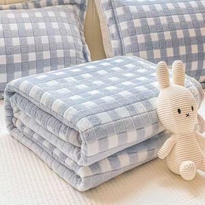 Chăn nỉ siêu mềm mại, ấm áp, kích thước 50x70 inch, dùng được quanh năm, thích hợp cho ghế sofa, giường, chất liệu dệt kim Raschel chắc chắn. - Product Image 4