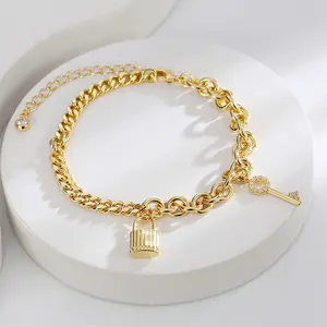 Hip Hop Asymmetric Cuban Chains Lock Head Ankle Chains Women's Simple Brass Gold Plated Key Microinlaid White Zirconia Ankle