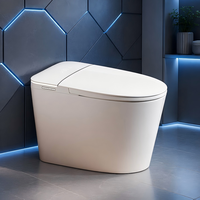 WC intelligent sophistiqué, cuvette de toilette, WC électrique de luxe à poser au sol pour la construction de logements haut de gamme