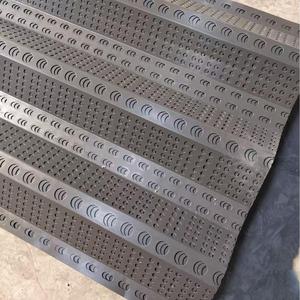 <span class=keywords><strong>Tôle</strong></span> <span class=keywords><strong>galvanisée</strong></span> Grille anti-poussière coupe-vent PPGI Clôture perforée en métal Acier ondulé prépeint Grille anti-poussière - Product Image 5