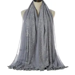 Women Muslim Scarf Cotton Hijab Hot Drilling With Crystal Stone Work Section Sunscreen Pearl Shawl Hijab Female Plain Headscarf