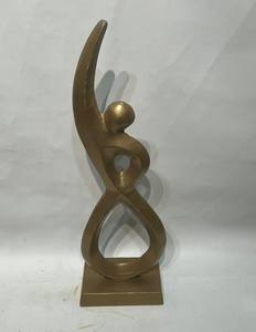 Sculpture abstraite en aluminium, design humain moderne à l'infini, symbolisant l'équilibre et la croissance. Produit en gros. - Product Image 6