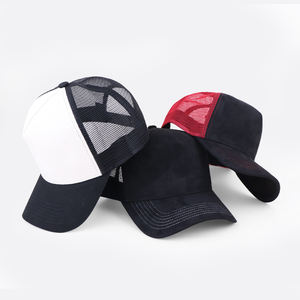 Qianzun Plain Black Smooth Suede <span class=keywords><strong>Trucker</strong></span> Caps para hombres, un marco 5 Panel <span class=keywords><strong>Trucker</strong></span> Hat Suede Cap Sin logo - Product Image 1